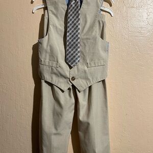 Nautica Beige Apparel Set